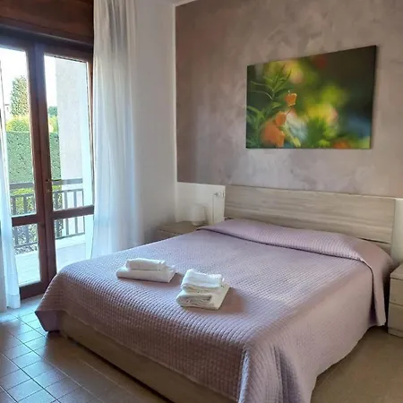 Elisabetta לאזיסה